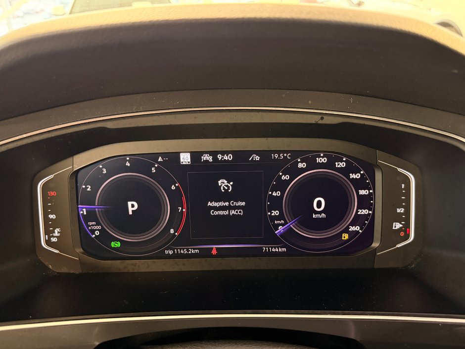 2023 Volkswagen Tiguan Highline R-Line-15