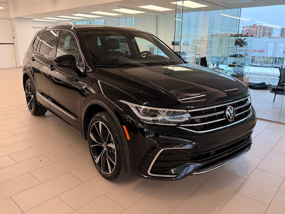 2023 Volkswagen Tiguan Highline R-Line-0