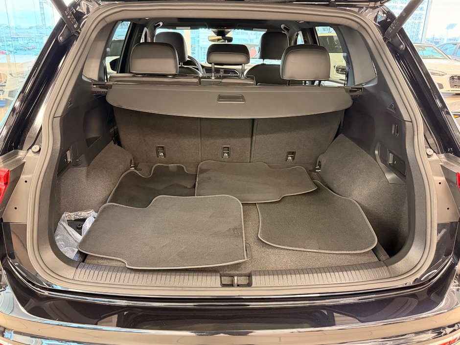 2023 Volkswagen Tiguan Highline R-Line-8