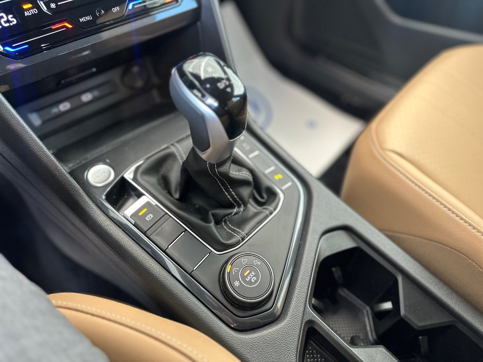 2024 Volkswagen Tiguan Comfortline R-Line Black Edition-17