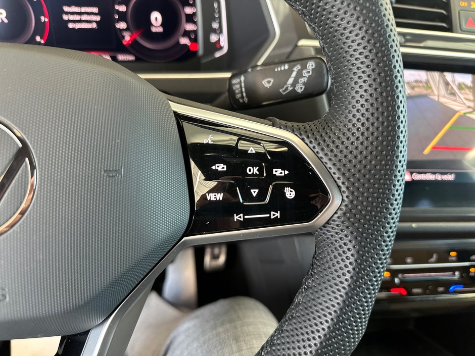 2024 Volkswagen Tiguan Comfortline R-Line Black Edition-18