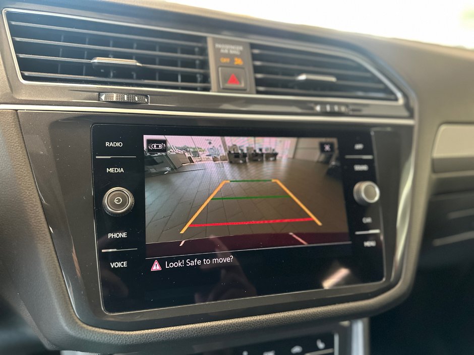 Volkswagen Tiguan Comfortline R-Line Black Edition 2024-15