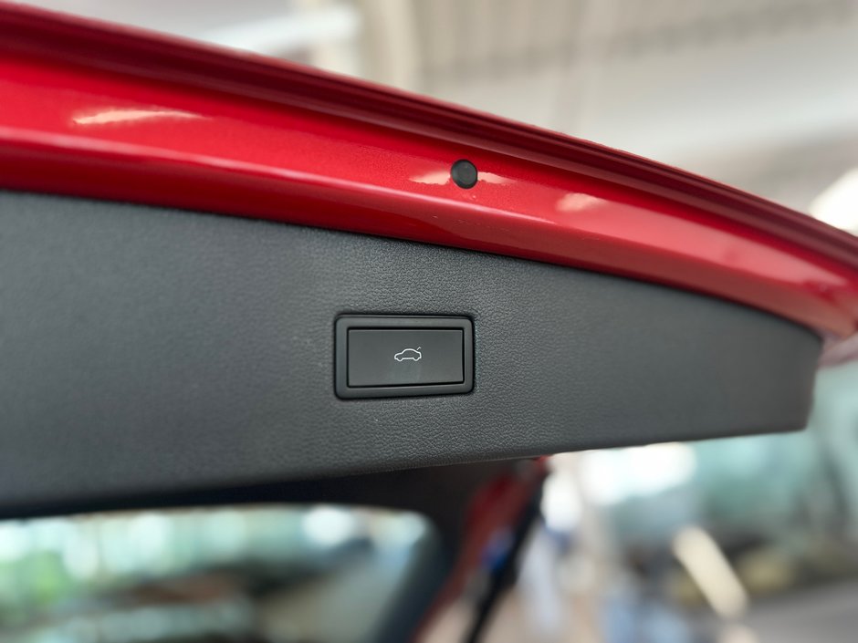 Volkswagen Tiguan Comfortline R-Line Black Edition 2024-9