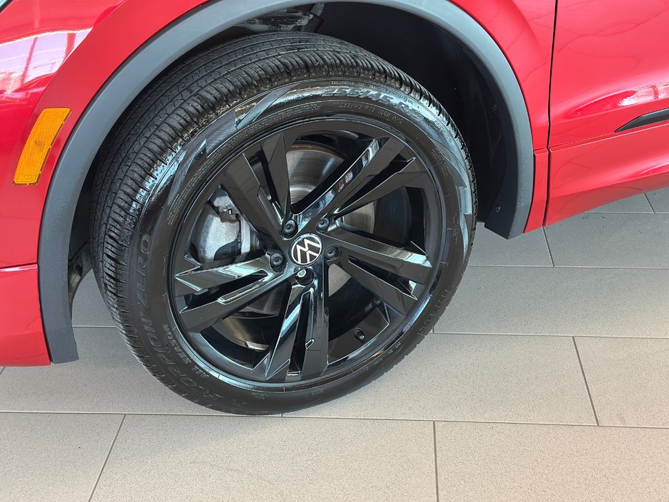 Volkswagen Tiguan Comfortline R-Line Black Edition 2024-7