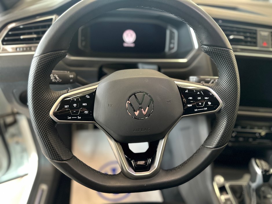 2024 Volkswagen Tiguan Highline R-Line-21