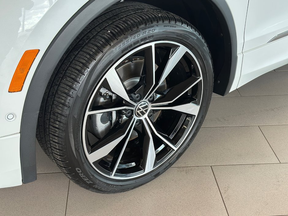 2024 Volkswagen Tiguan Highline R-Line-5