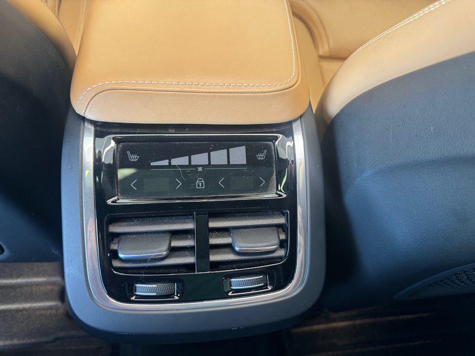 Volvo XC60 Inscription 2021-8