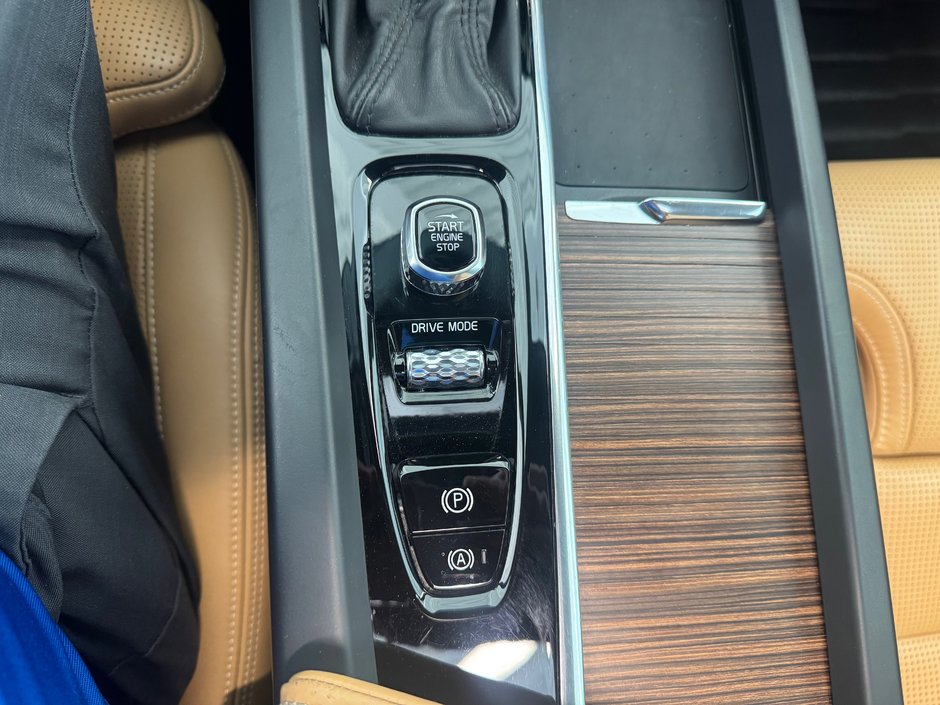 Volvo XC60 Inscription 2021-23