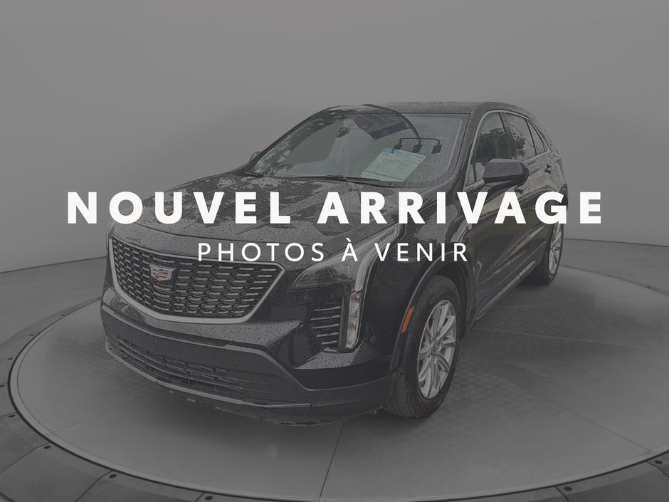 2023 Cadillac XT4 AWD Luxury