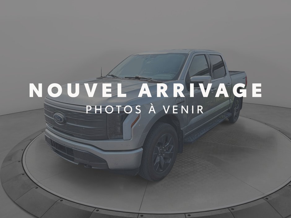 Ford F-150 Lightning  2023