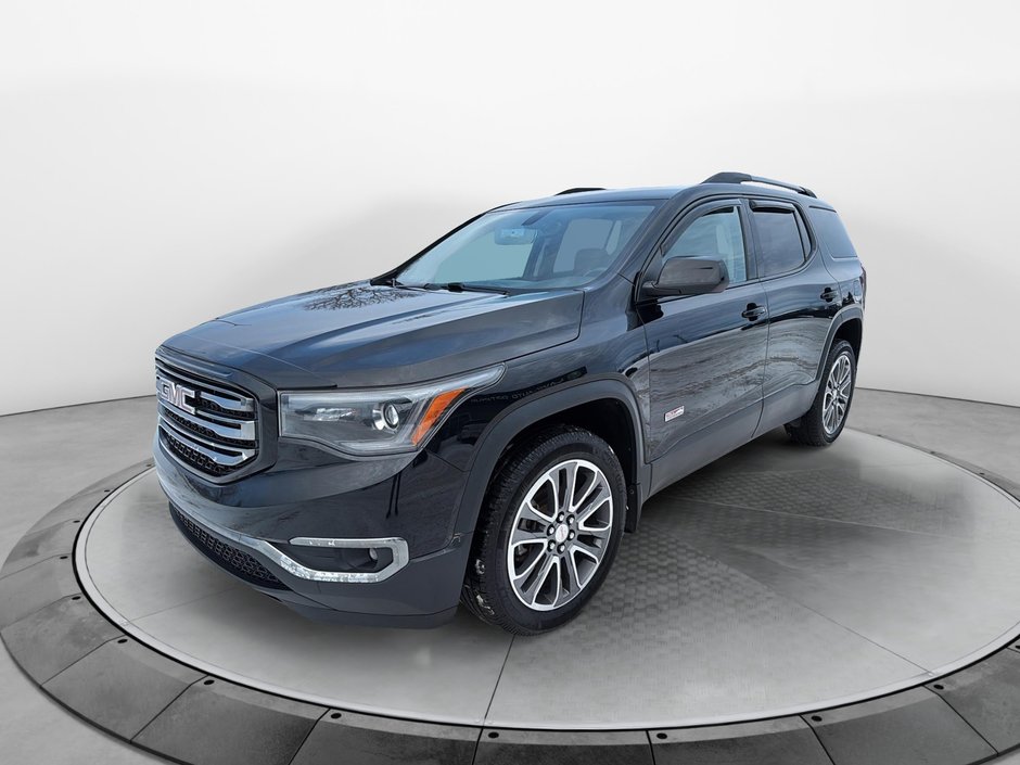 2017 GMC Acadia in Jonquière, Quebec - w940px