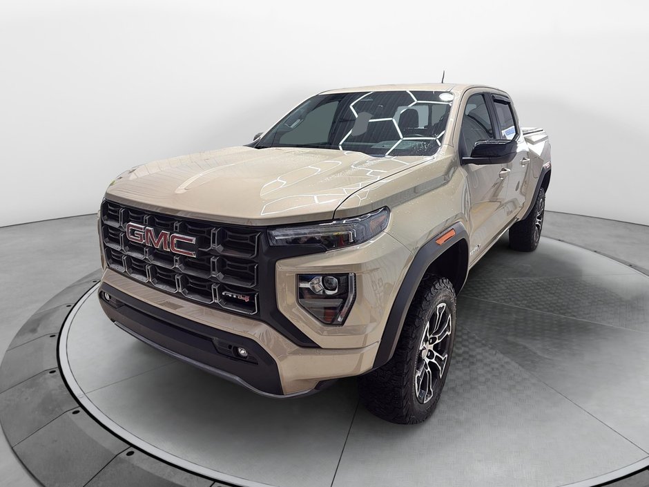 2024 GMC Canyon in Jonquière, Quebec - w940px