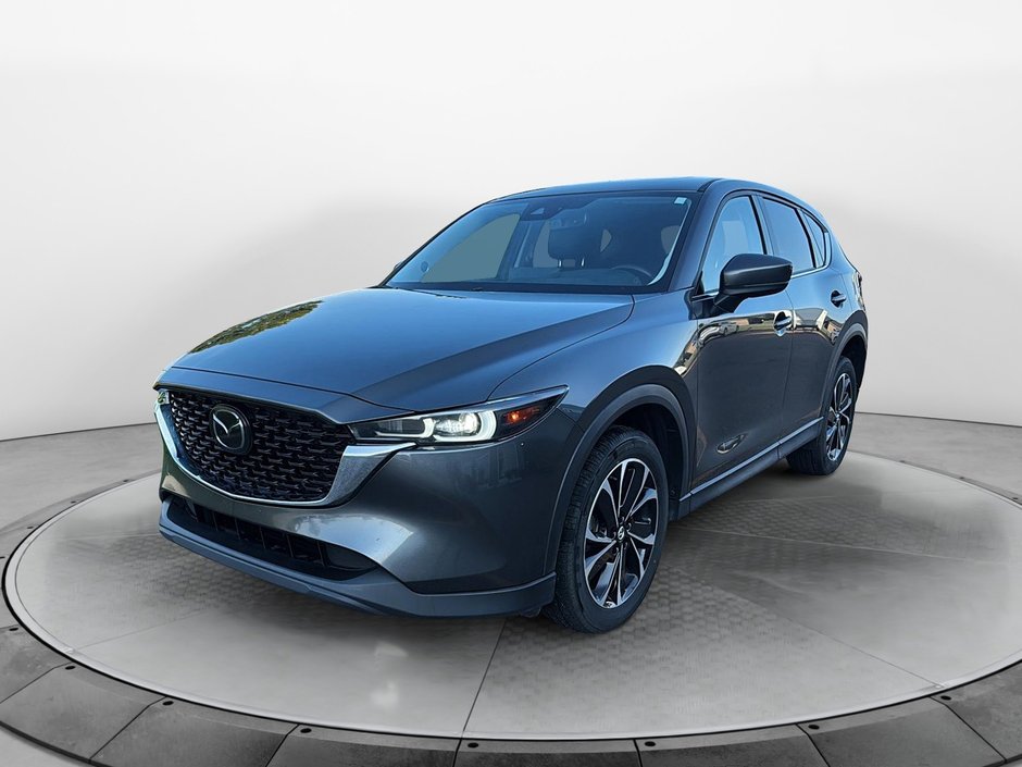2023 Mazda CX-5 in Jonquière, Quebec - w940px