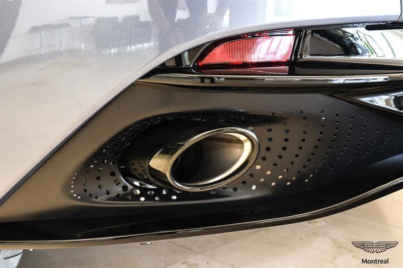 2025 Aston Martin DB12 V8 Volante-21