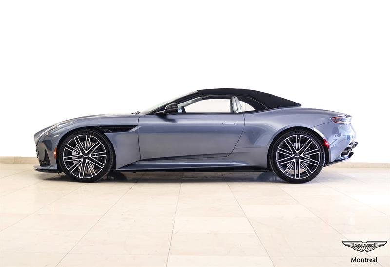 2025 Aston Martin DB12 V8 Volante-23