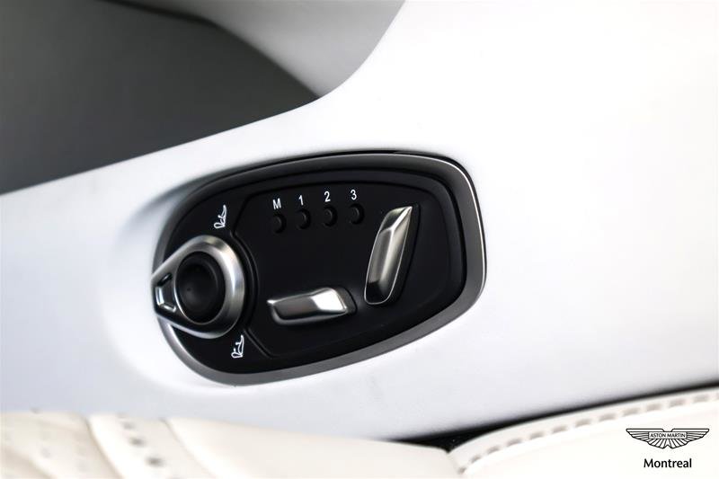 2025 Aston Martin DB12 V8 Volante-8