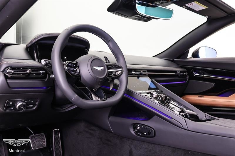 2025 Aston Martin DB12 V8 Volante-14