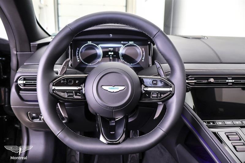 2025 Aston Martin DB12 V8 Volante-15