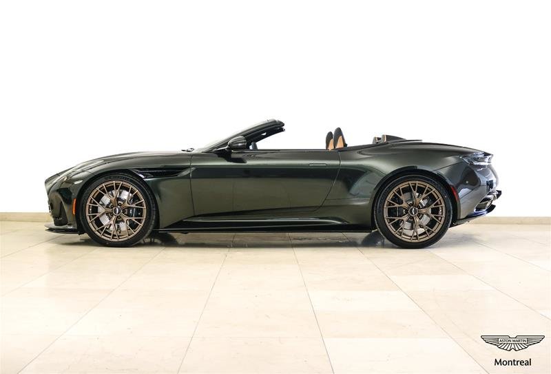2025 Aston Martin DB12 V8 Volante-4