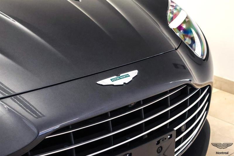 2026 Aston Martin DB12 V8 Volante-4