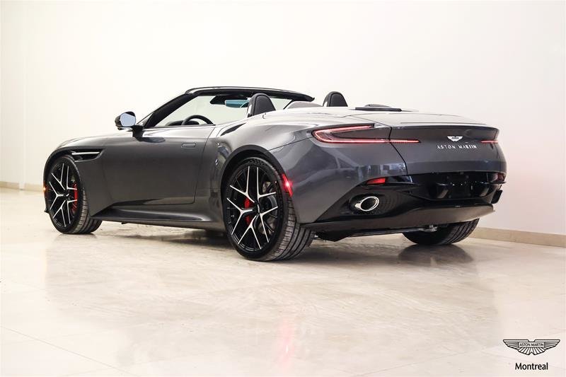 2026 Aston Martin DB12 V8 Volante-2