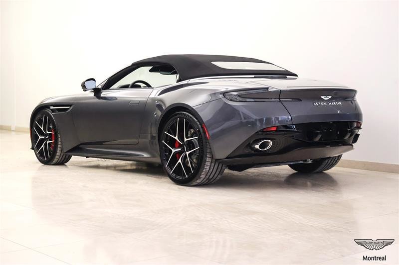 2026 Aston Martin DB12 V8 Volante-3