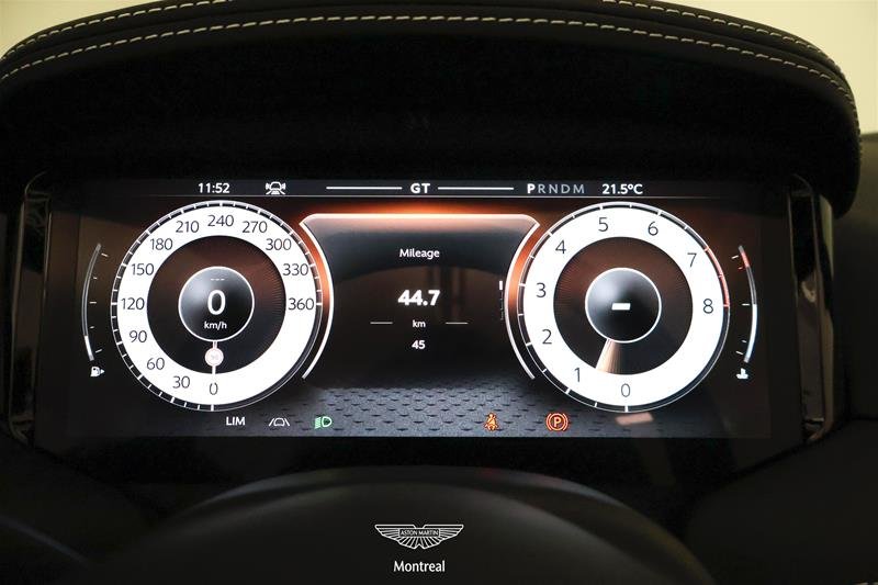 2026 Aston Martin DB12 V8 Volante-20