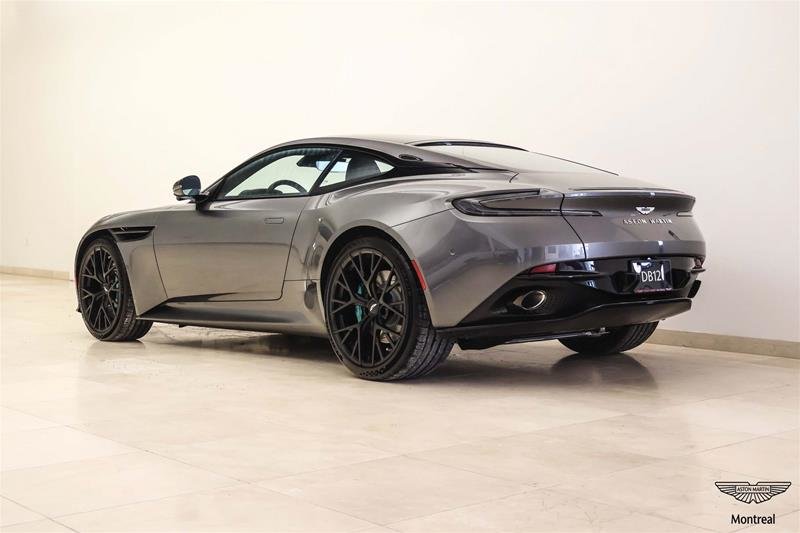 2026 Aston Martin DB12 V8 Coupe-1