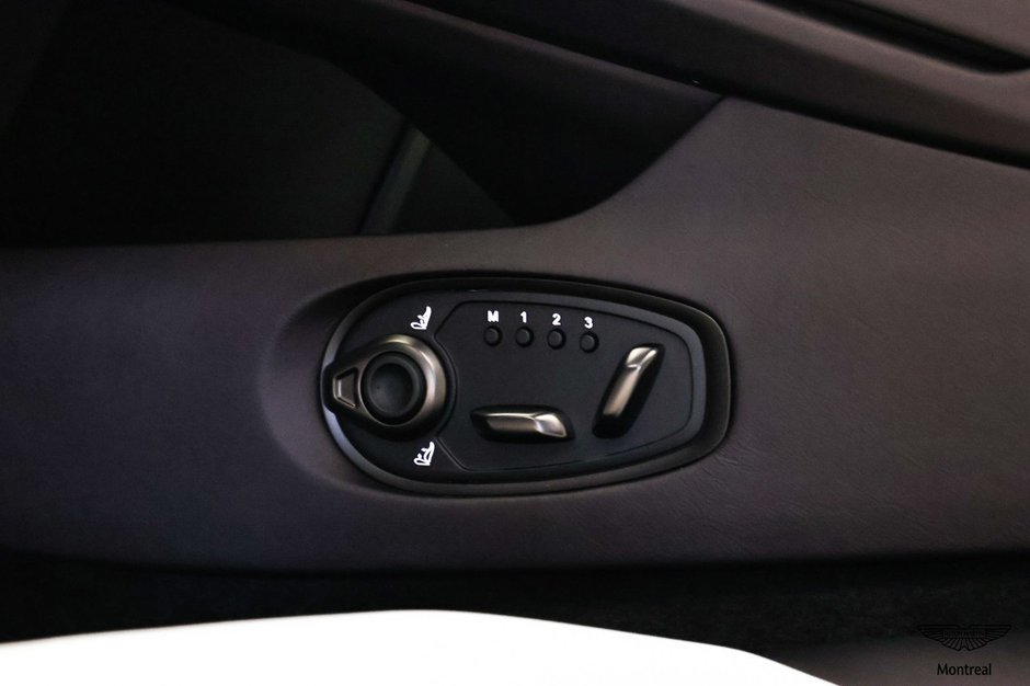 Aston Martin DB12 V8 S Coupe 2026-13