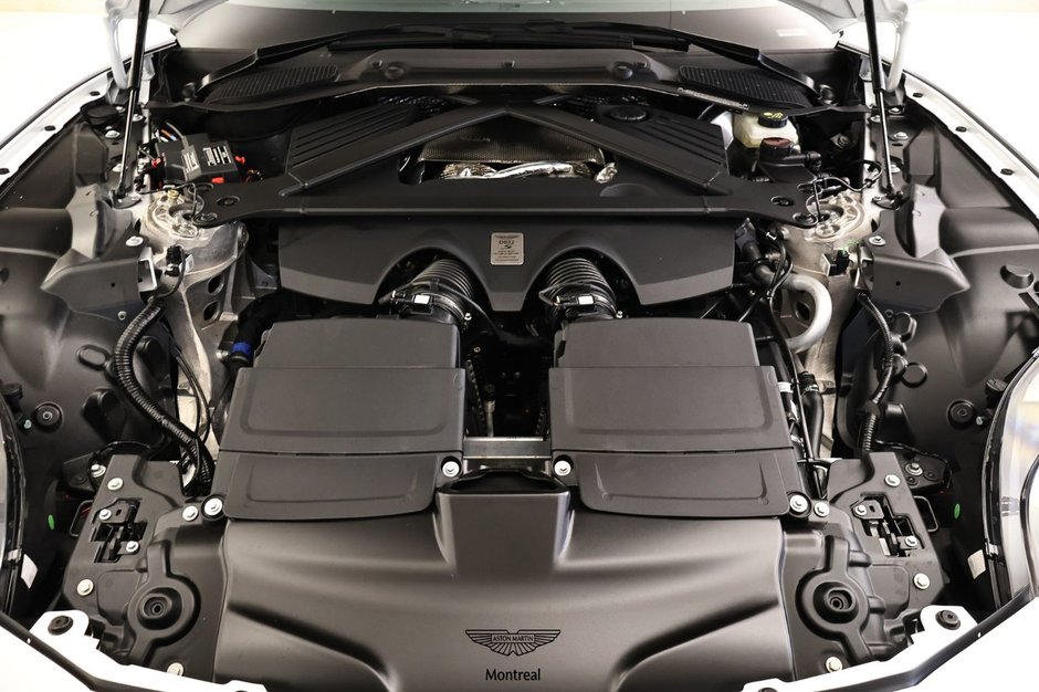 Aston Martin DB12 V8 S Coupe 2026-11