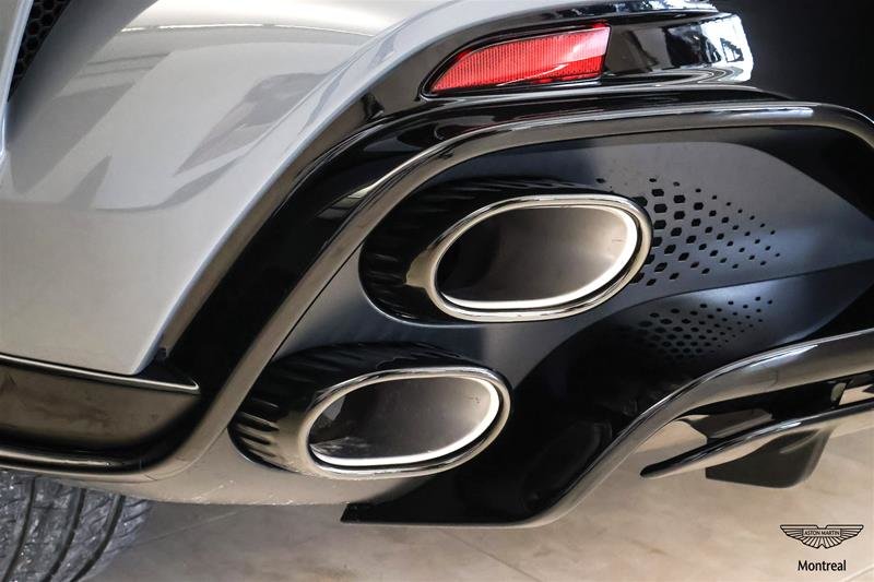 2026 Aston Martin DBX S S-31