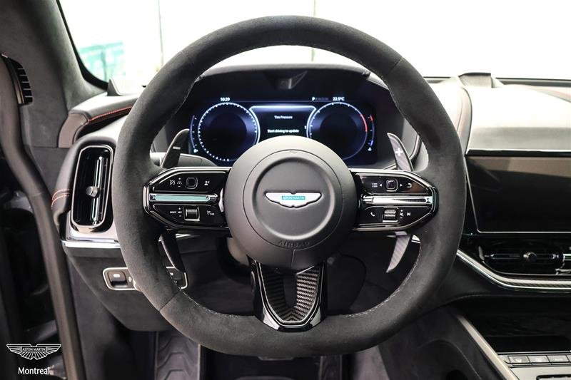 2026 Aston Martin DBX S S-22