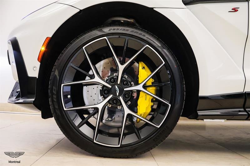 2026 Aston Martin DBX S S-11