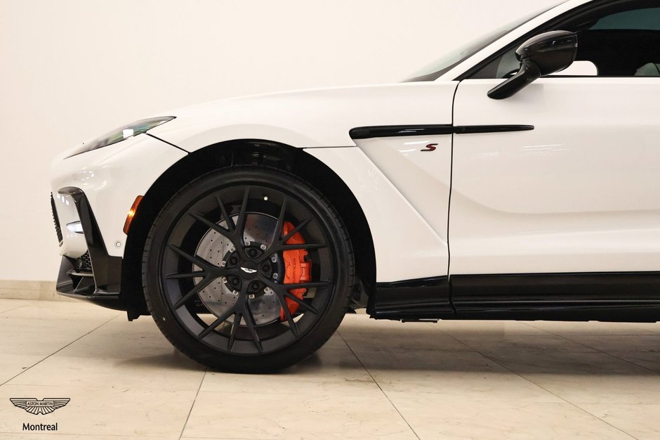 2026 Aston Martin DBX S S-4