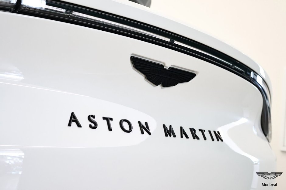 2026 Aston Martin DBX S S-25