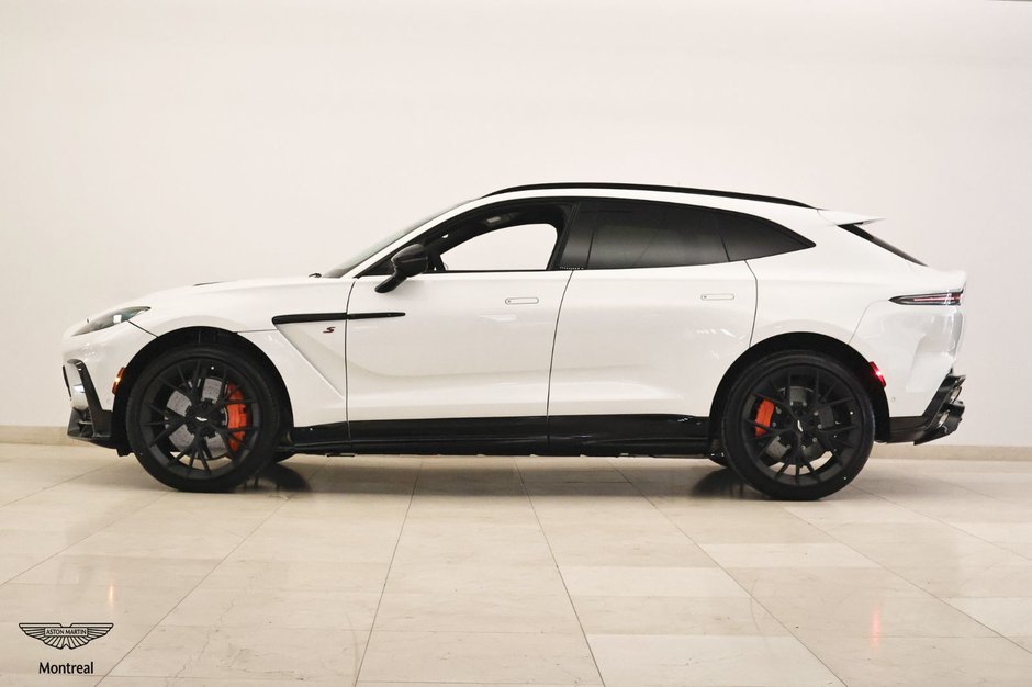 2026 Aston Martin DBX S S-2