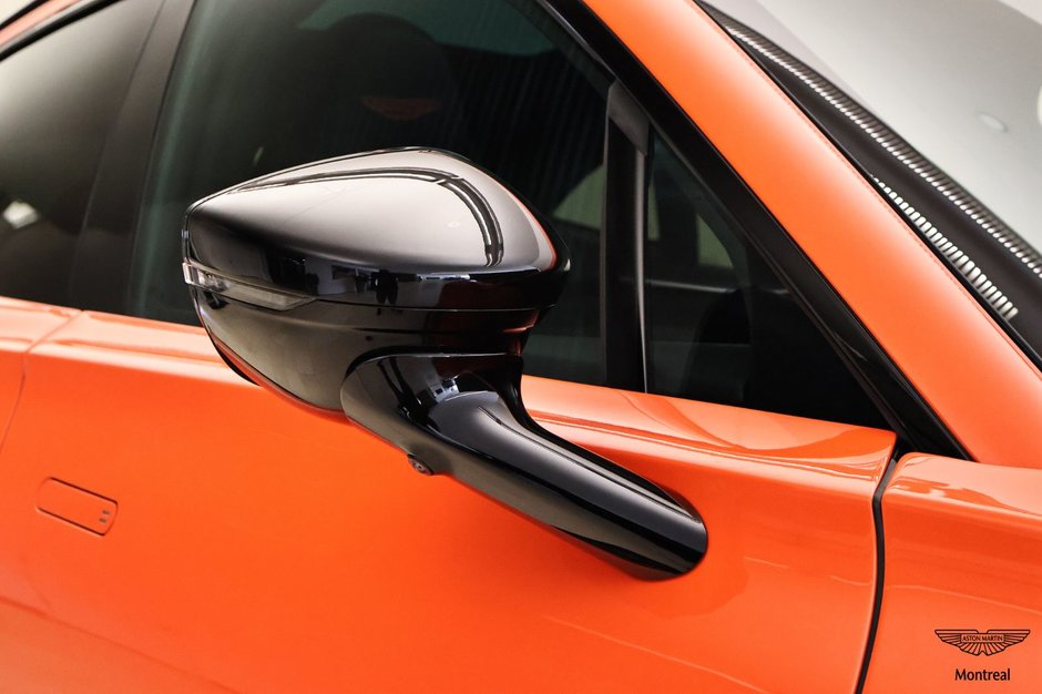 Aston Martin DBX S S 2026-9