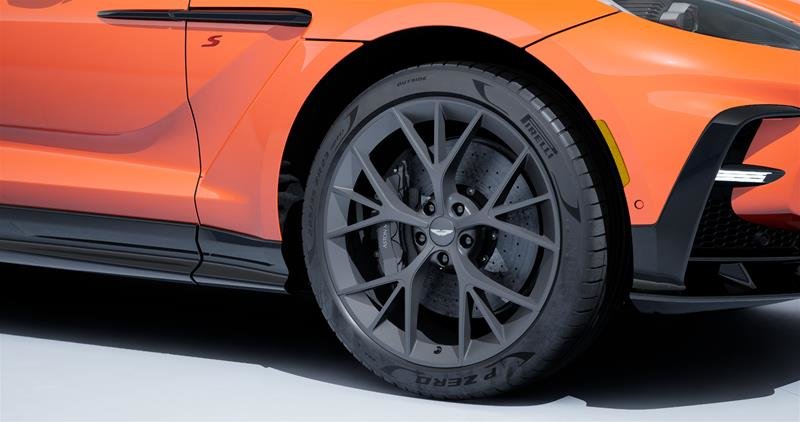 Aston Martin DBX S S 2026-4