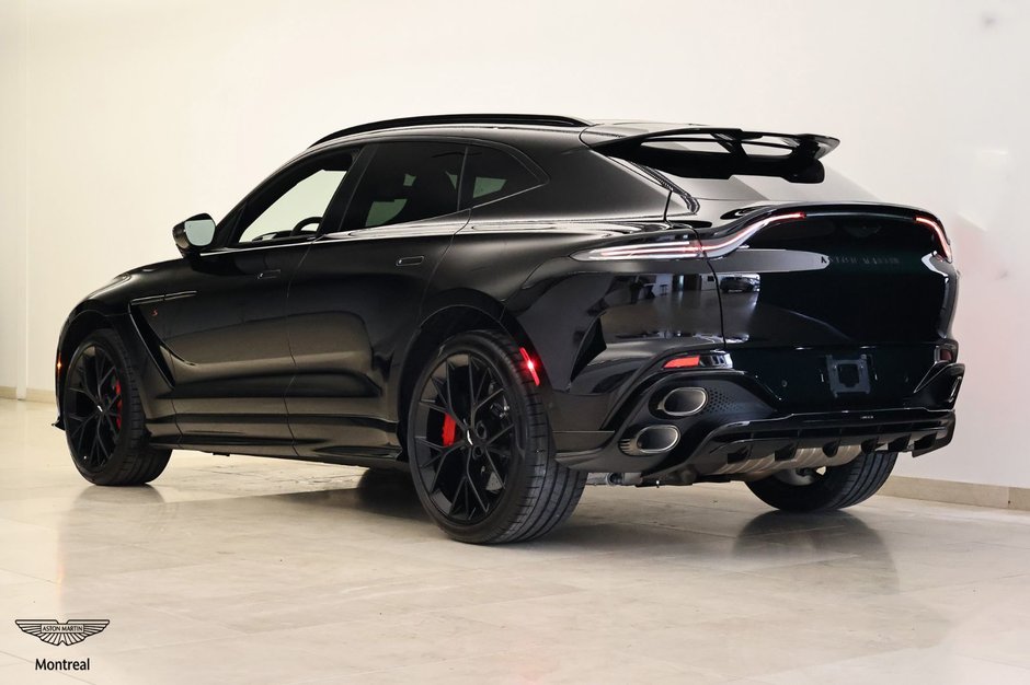 2026 Aston Martin DBX S S-3