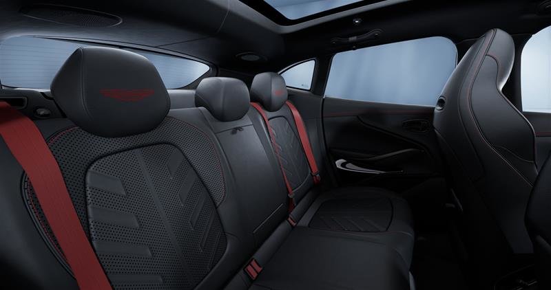 Aston Martin DBX S S 2026-9