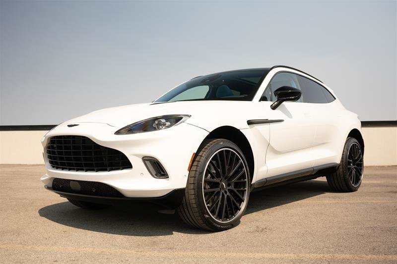 Aston Martin DBX AWD 2999$ per month *details in store 2023-16