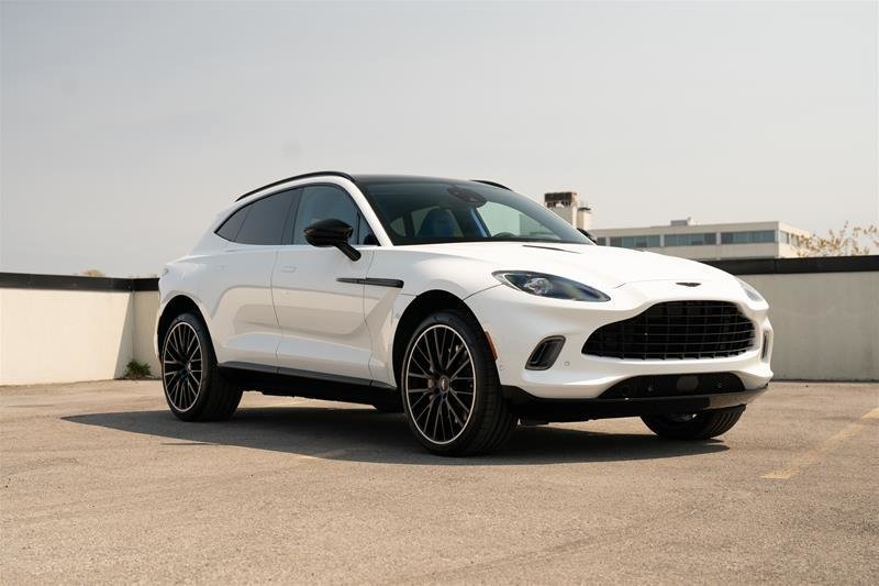 Aston Martin DBX AWD 2999$ per month *details in store 2023-15