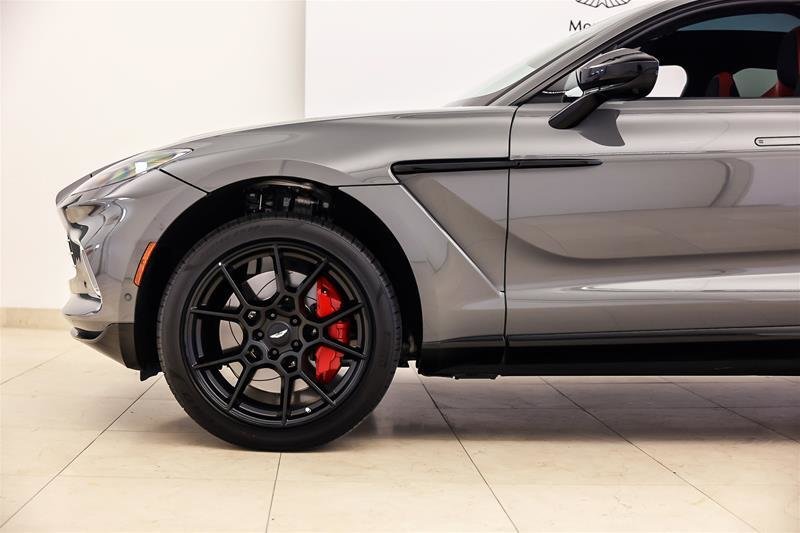Aston Martin DBX AWD 2999$ per month *details in store 2023-8