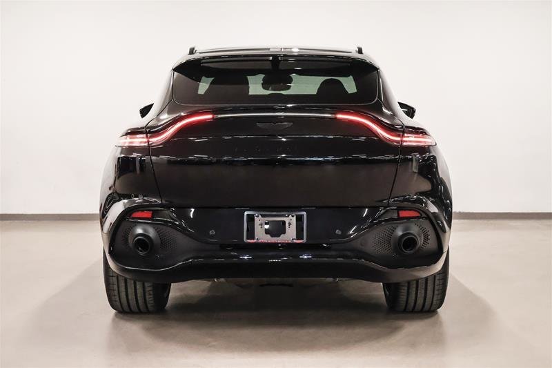 Aston Martin DBX AWD 2999$ per month *details in store 2023-4