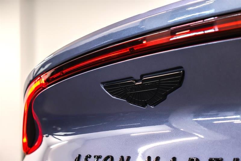 Aston Martin DBX AWD 2999$ per month *details in store 2024-26
