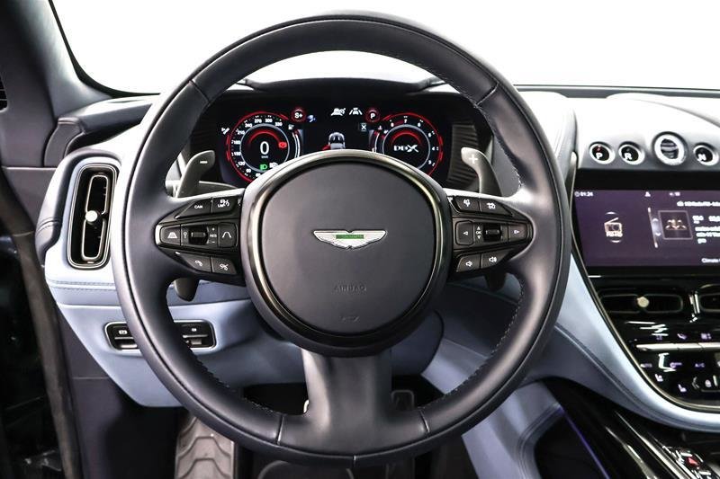 Aston Martin DBX AWD 2999$ per month *details in store 2024-8