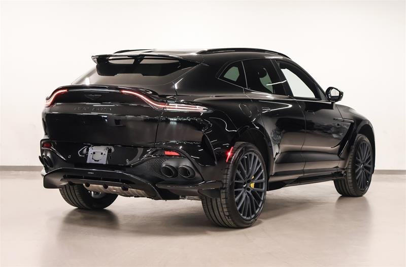 Aston Martin DBX707 707 2024-2