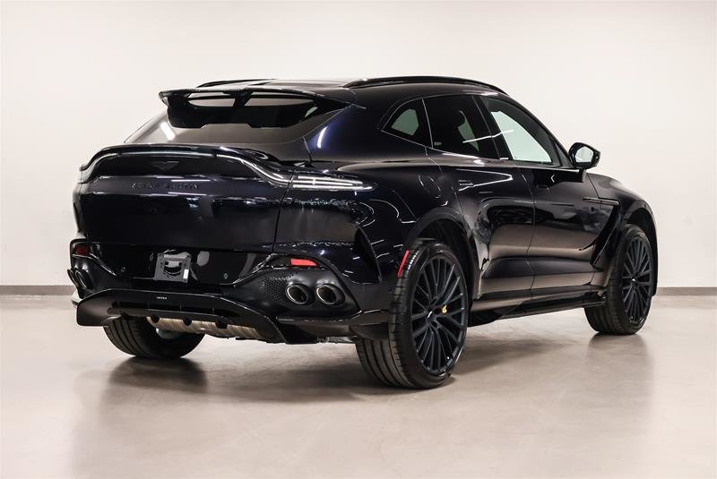 Aston Martin DBX707 707 2024-2