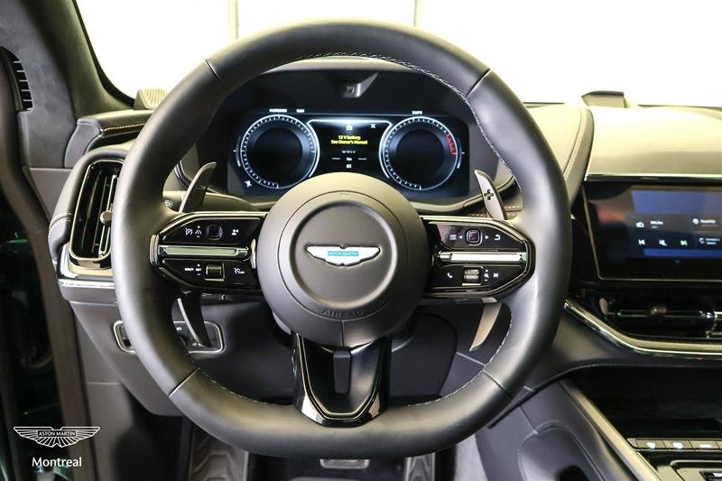 Aston Martin DBX707 707 2025-10