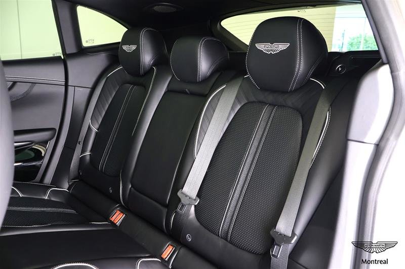 2025 Aston Martin DBX707 707-21
